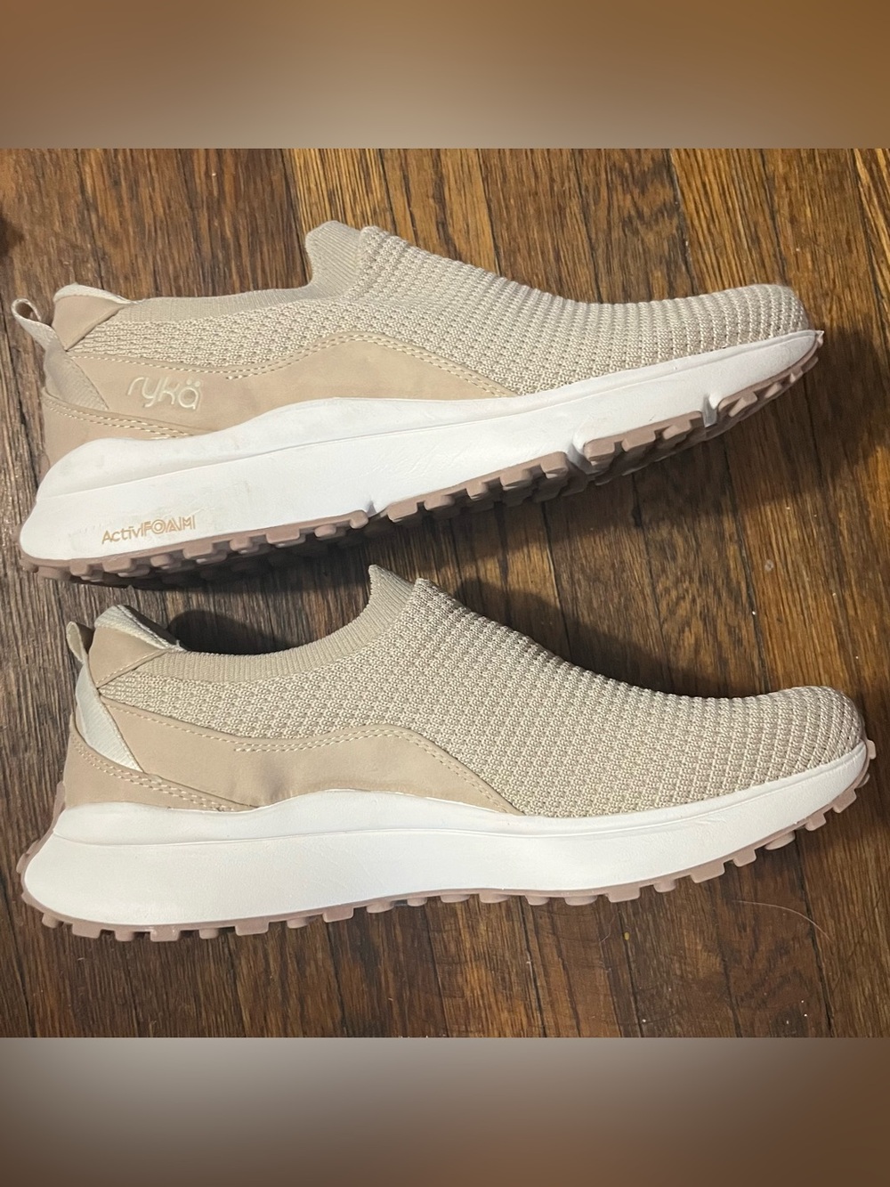 Ryka Washable Stretch Knit Slip-Ons Jumpstart Terra Taupe Size 8.5 EUC Worn Once